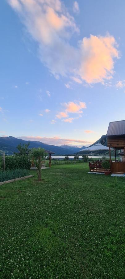 The Lake Breeze Bay Plav Extérieur photo